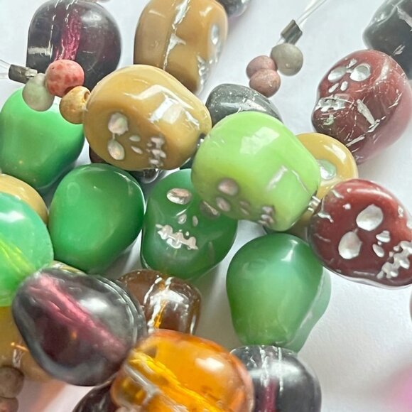 As Low As $2 9.0mm x 11mm Mix Colour White Wash Czech Skull Beads (5) - Picture 3 of 4